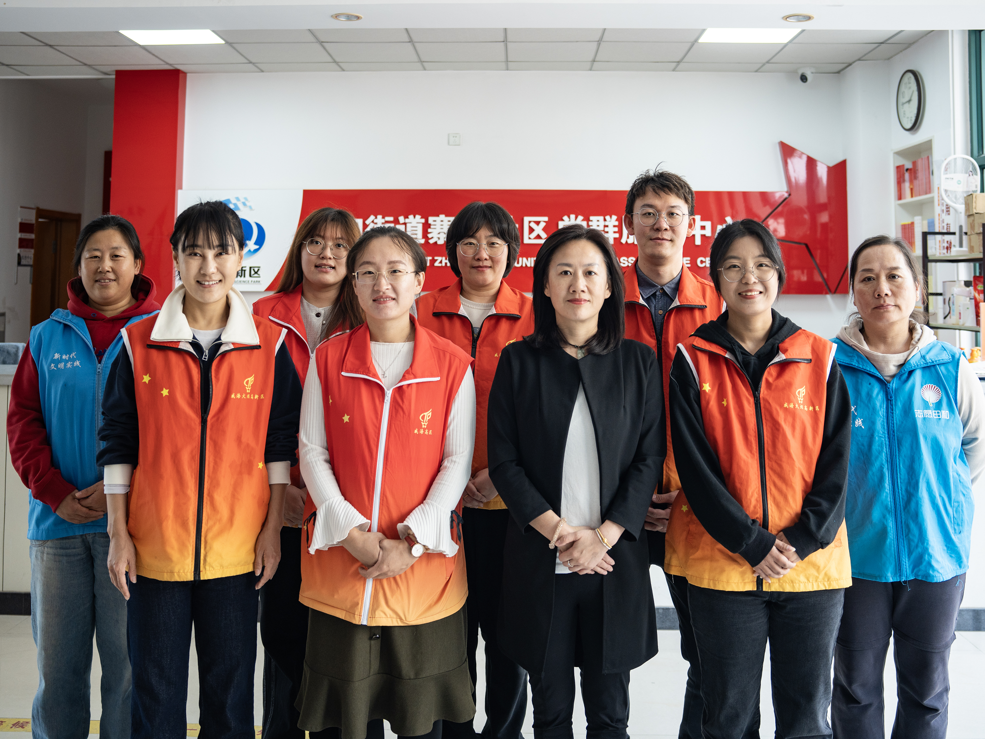 威海营商行 | 高区基层政务服务帮办代办队伍展示——田和街道·寨西社区“唯美寨西”帮办代办品牌